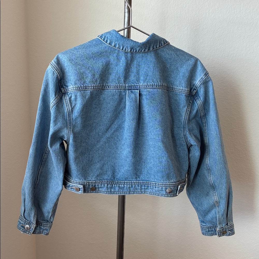 Universal Thread sz S 100% recycled cotton cropped denim jacket EUC jean trucker - Picture 3 of 4